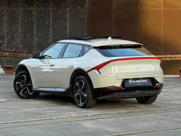 Kia EV6 77.40KWh Earth 32