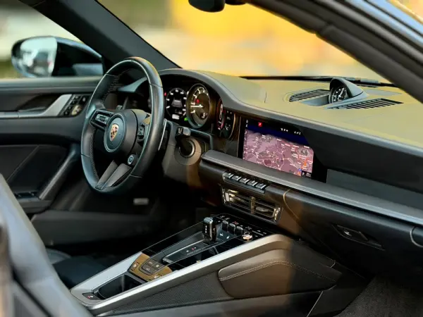 Porsche 911 (992) Carrera 4 PDK 55