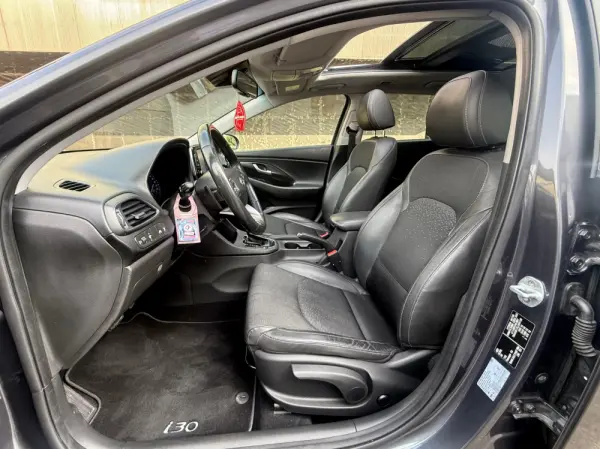 Hyundai i30 SW 1.6 CRDi Style+Navi 6