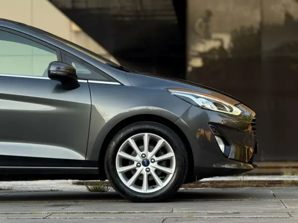Ford Fiesta 1.5 TDCi Titanium 4
