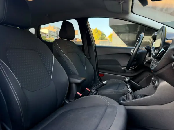 Ford Fiesta 1.5 TDCi Titanium 14