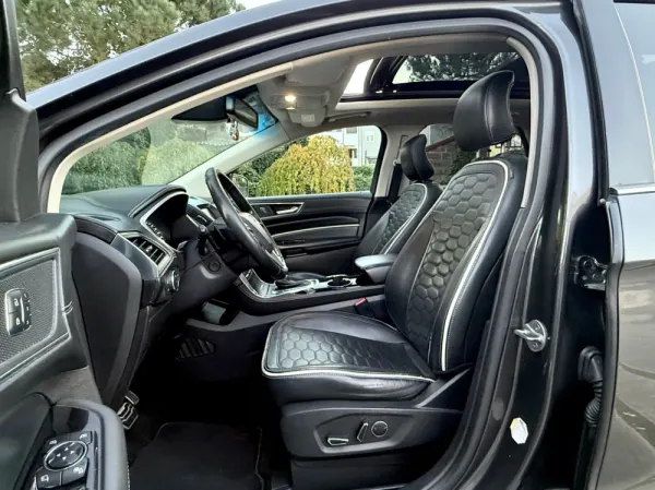 Ford Edge 2.0 TDCi Vignale Powershift 26