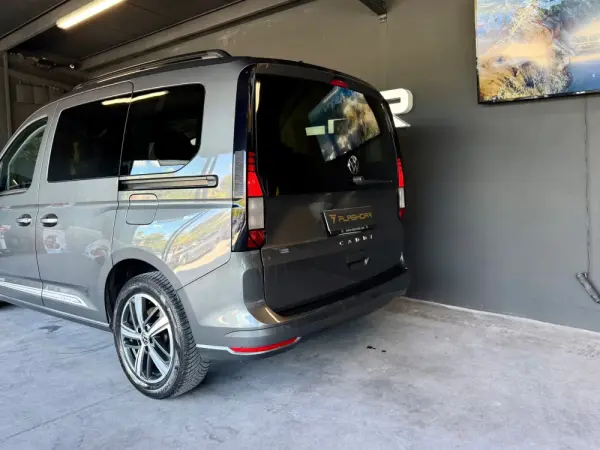 Volkswagen Caddy Maxi 2.0 TDi BM Highline 7L 12