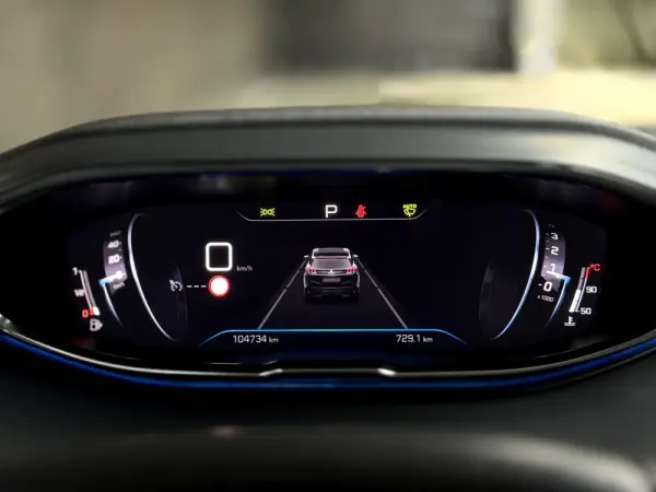 Peugeot 3008 1.2 PureTech Allure Pack EAT8 16