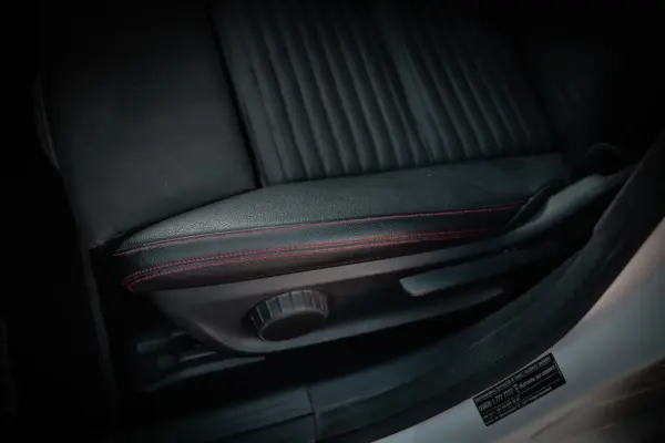 Mercedes-Benz CLA 220 Shooting Brake d 4Matic 7G-DCT AMG Line 16
