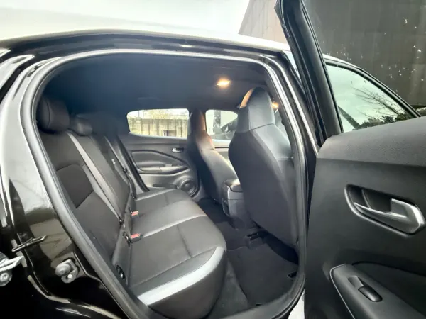 Nissan Juke DIG-T N-Design Black 7