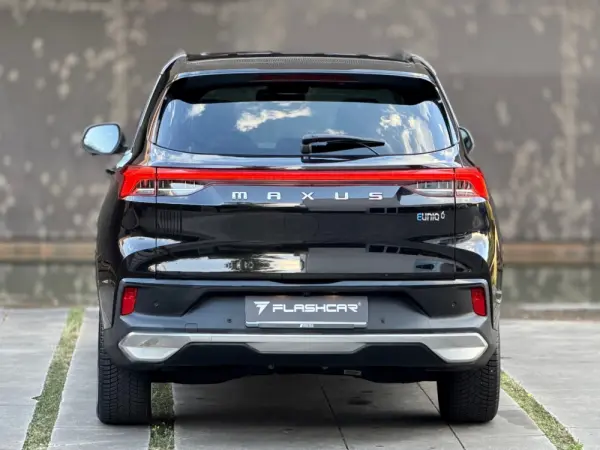 Maxus Euniq 6 Standard 10