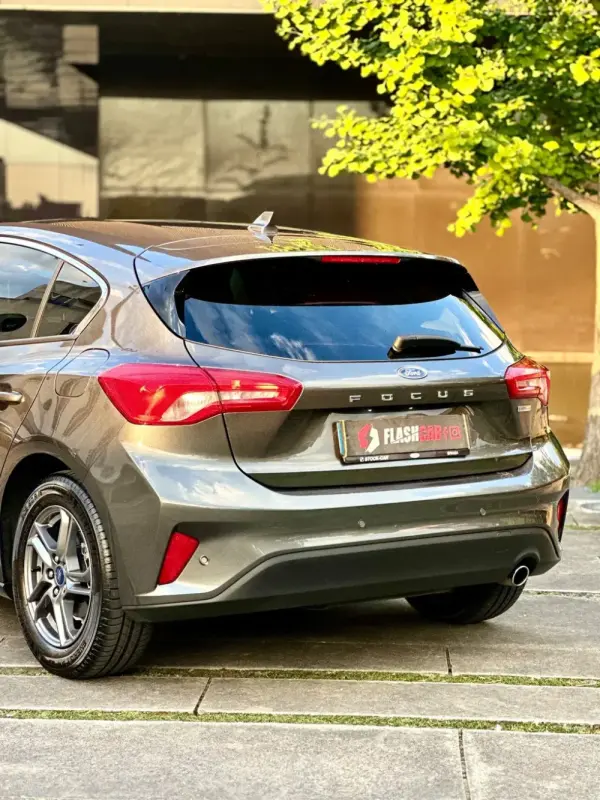 Ford Focus 1.5 TDCi EcoBlue Titanium 20