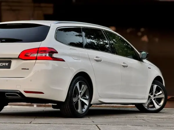 Peugeot 308 SW 1.5 BlueHDi GT Line 11