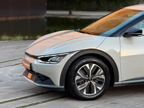 Kia EV6 Outro 4