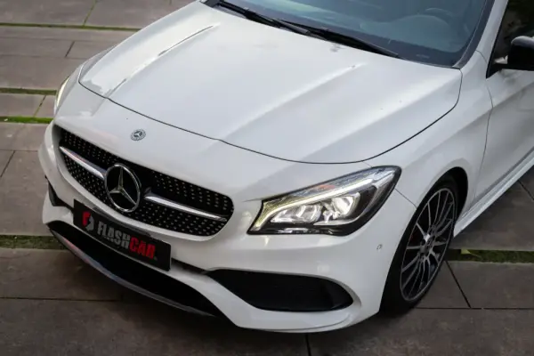 Mercedes-Benz CLA 220 Shooting Brake d 4Matic 7G-DCT AMG Line 39