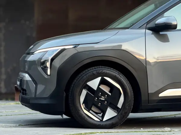 Kia EV3 81,4-kWh FWD Air 18