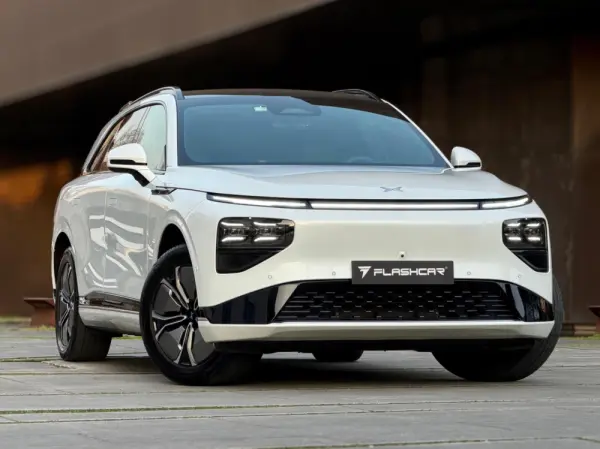 Xpeng G9 98 kWh Long Range 26