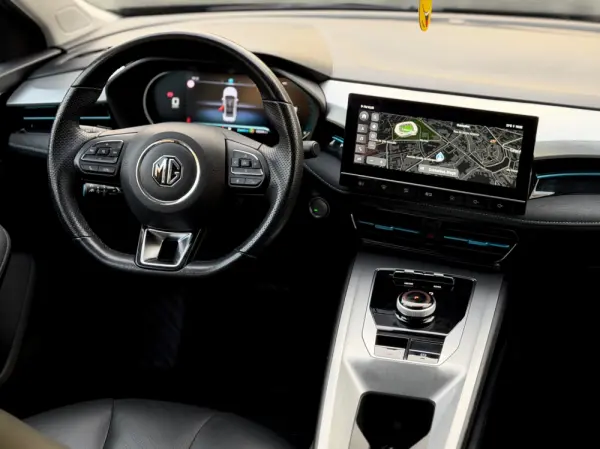 MG MG5 5 Standard Luxury 5