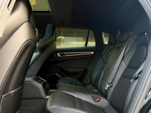 Porsche Panamera Sport Turismo 4 E-Hybrid Platinum Edition PDLS 45