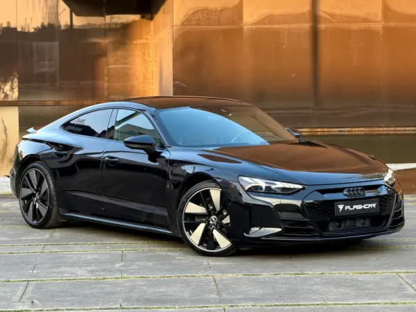 Audi e-tron GT quattro 19