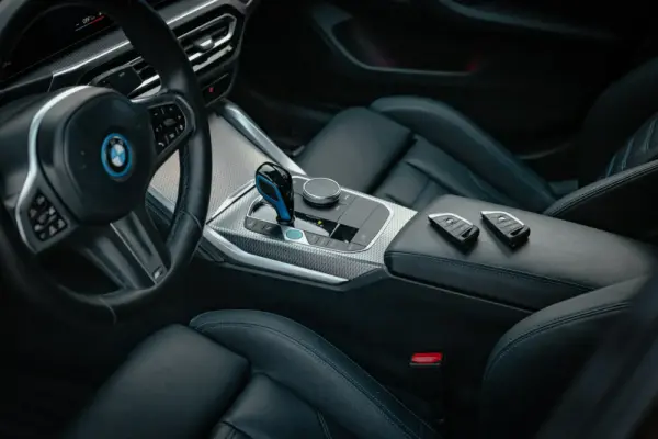BMW i4 eDrive40 Pack Desportivo M 12