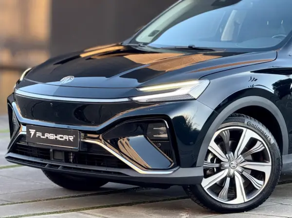 MG Marvel R 70 kWh AWD Performance 12