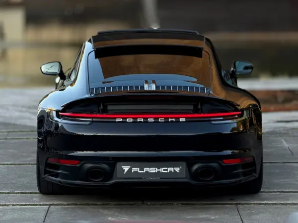 Porsche 911 (992) Carrera 4 PDK 50