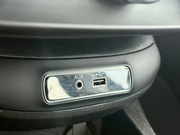 Renault Mégane Break Business EDC 115cv 19