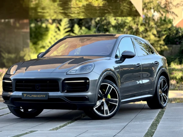 Porsche Cayenne Coupé E-Hybrid Platinum Edition 10