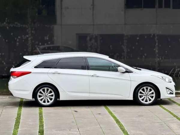 Hyundai i40 Premium 18