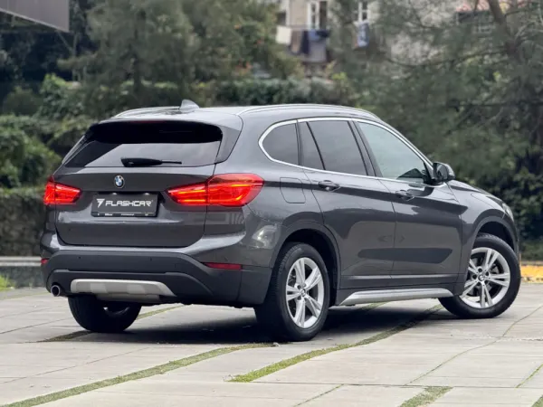 BMW X1 16 d sDrive xLine Auto 3