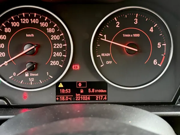 BMW 118 Sport 6