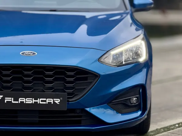 Ford Focus 1.0 EcoBoost ST-Line 4