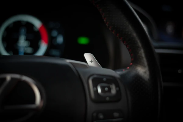 Lexus RC 300h F Sport 35