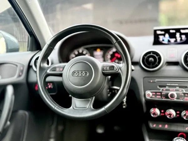Audi A1 1.0 TFSI Sport 23
