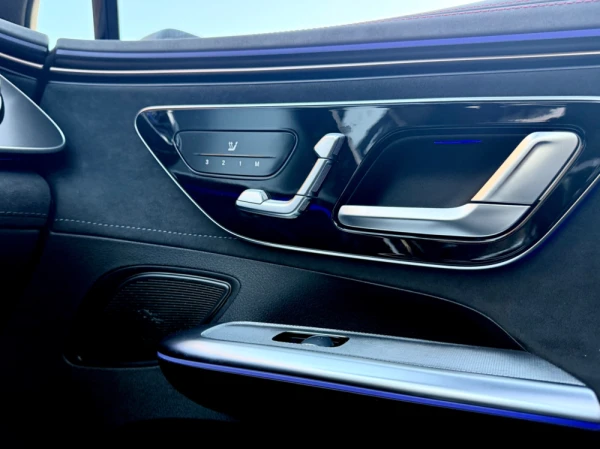 Mercedes-Benz EQE SUV 300 Edition 31