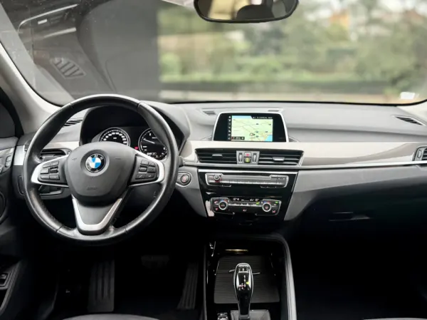 BMW X1 16 d sDrive xLine Auto 2
