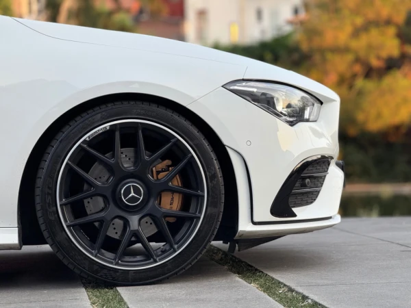 Mercedes-Benz CLA 200 AMG LOOK 35AMG 25