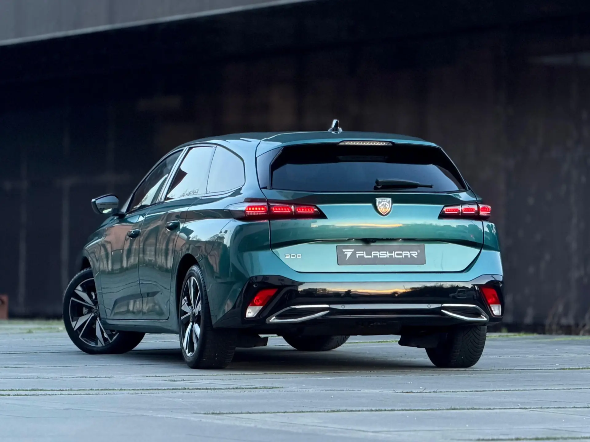 Peugeot 308 SW 1.2 PureTech Allure EAT6 36