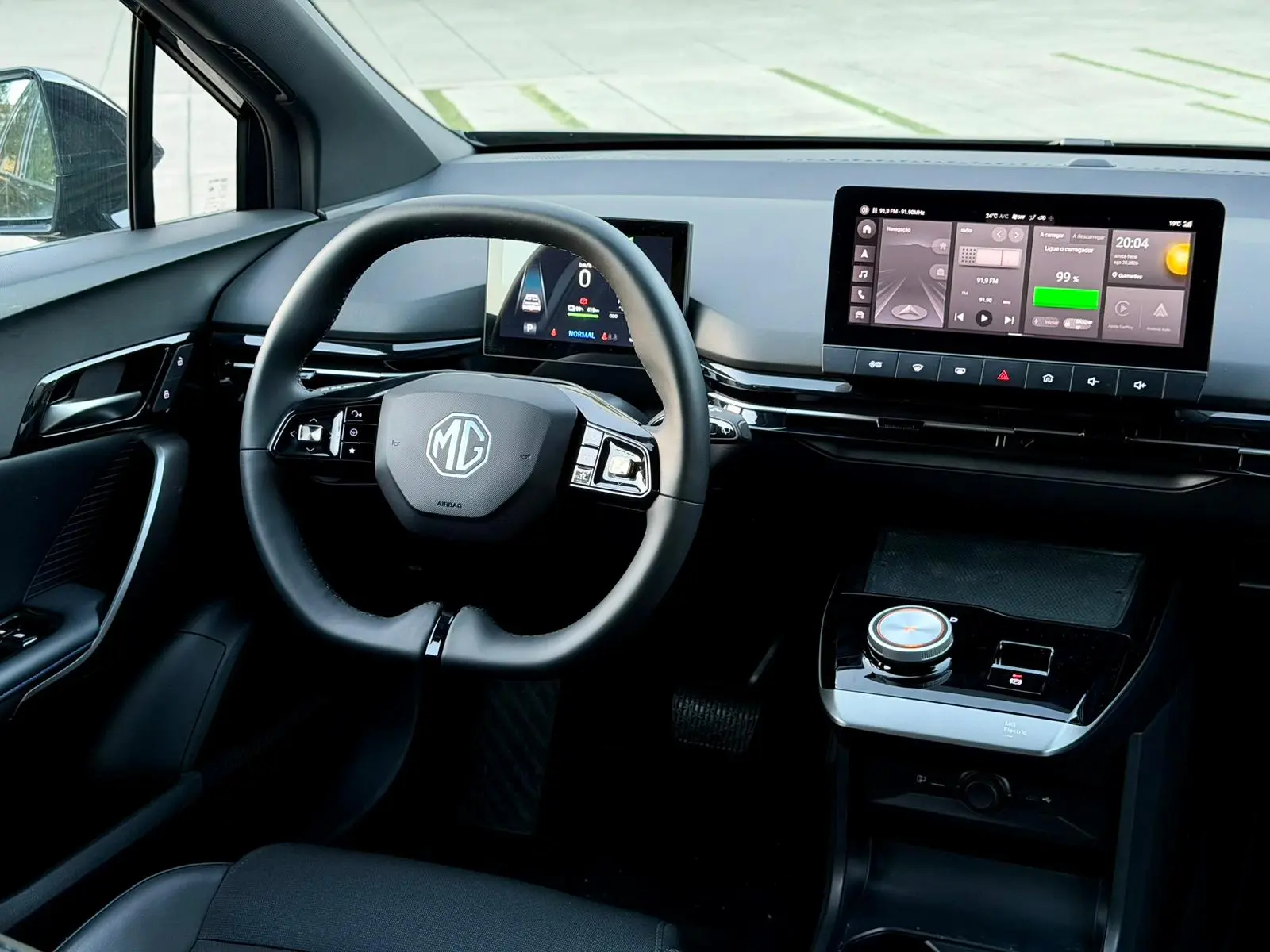 MG MG4 64 kWh Luxury 15