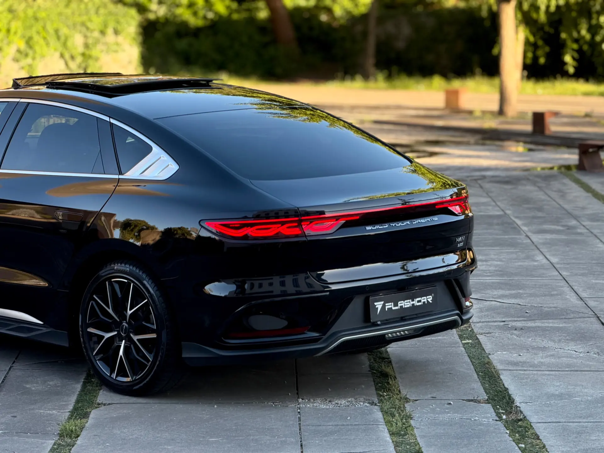 BYD Han 85.4 kWh AWD Executive 9