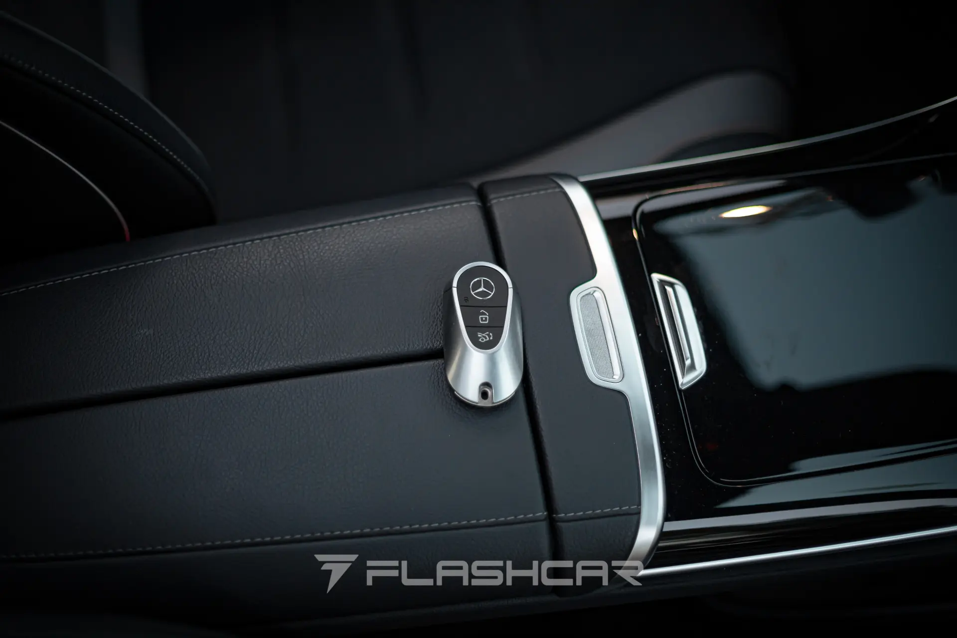 Mercedes-Benz EQE 300 AMG LINE 41