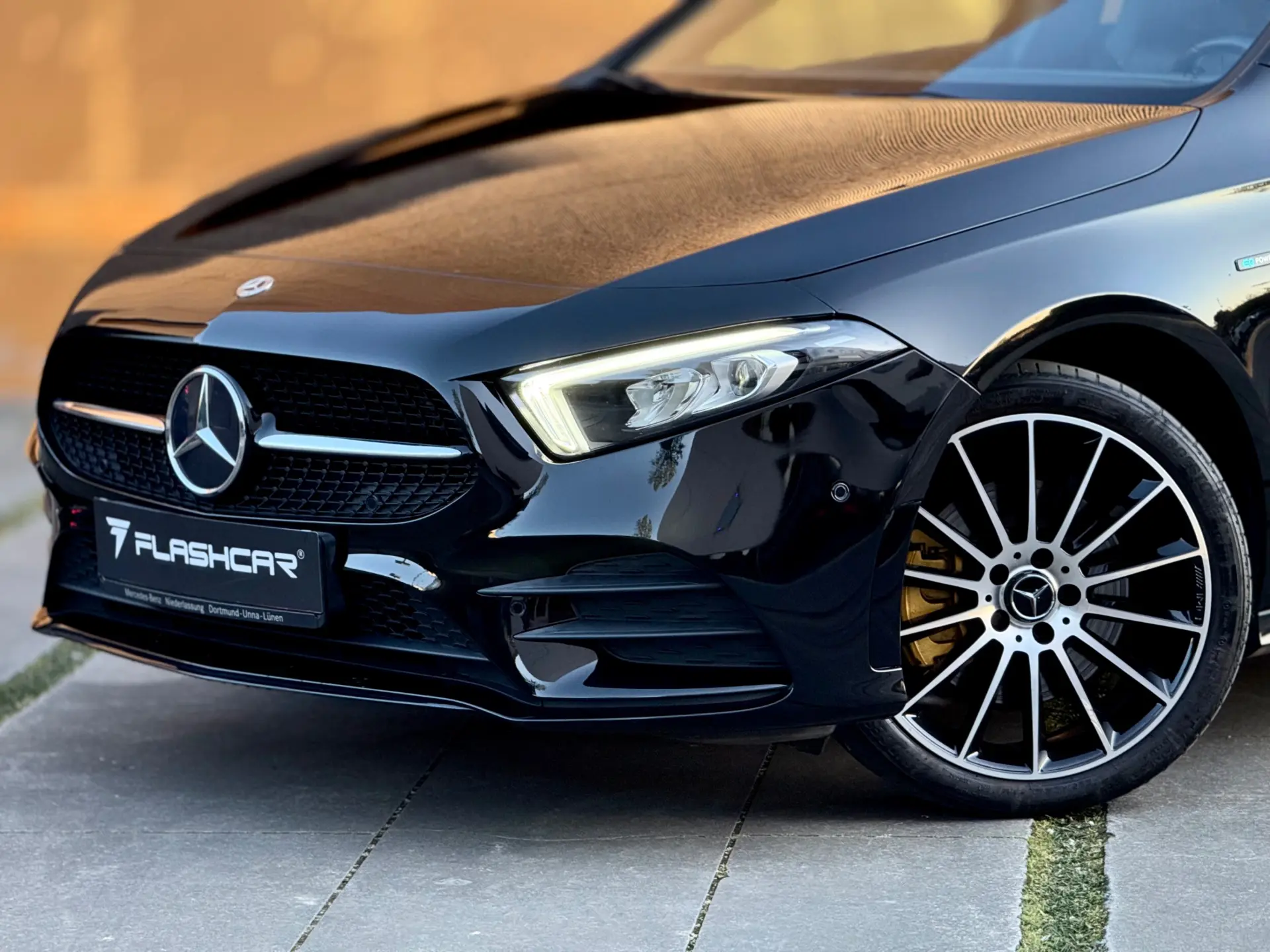 Mercedes-Benz A 250 e 8G-DCT Edition AMG Line 14