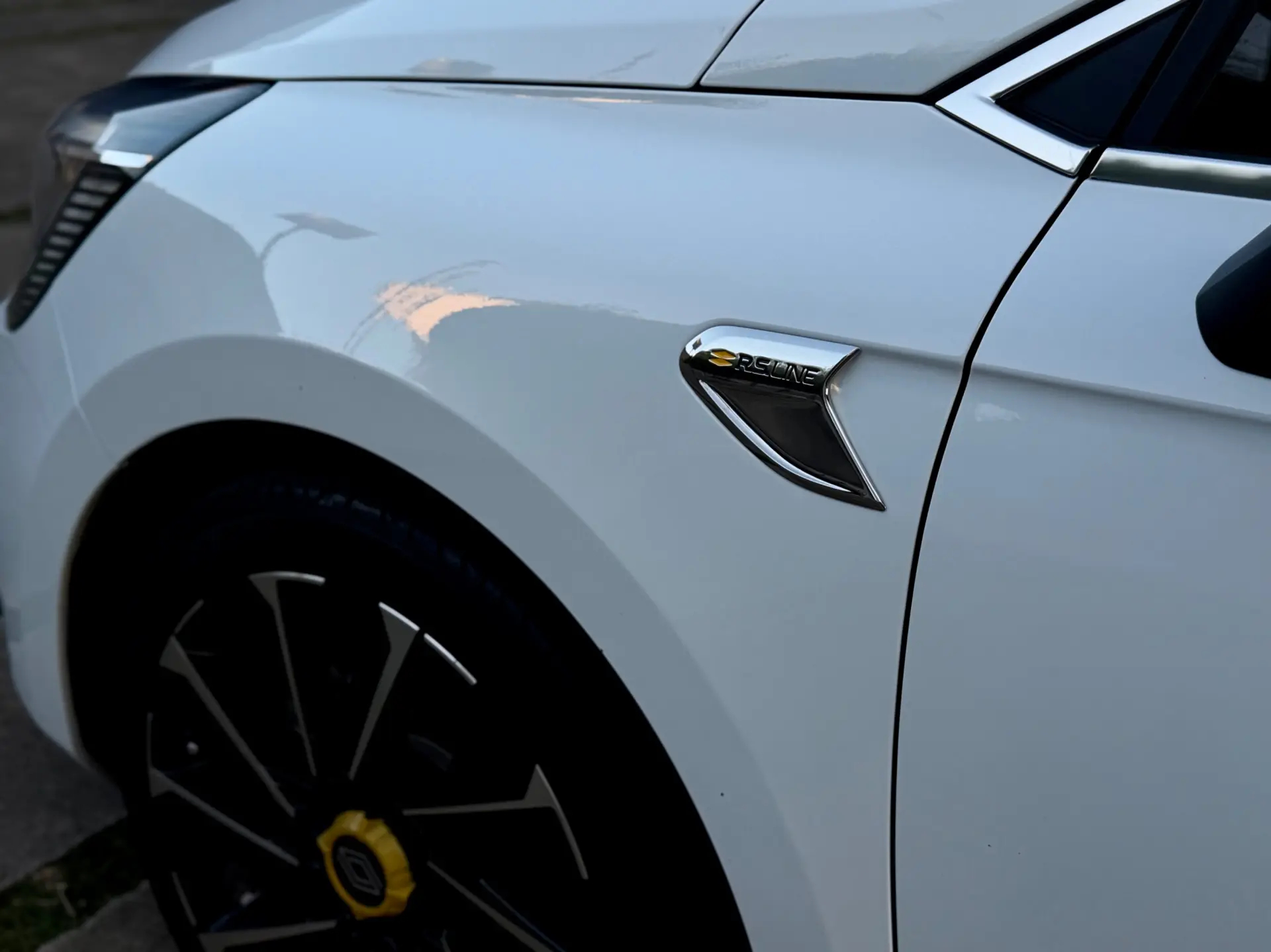 Renault Clio E.tech Hubrid RS-line 11
