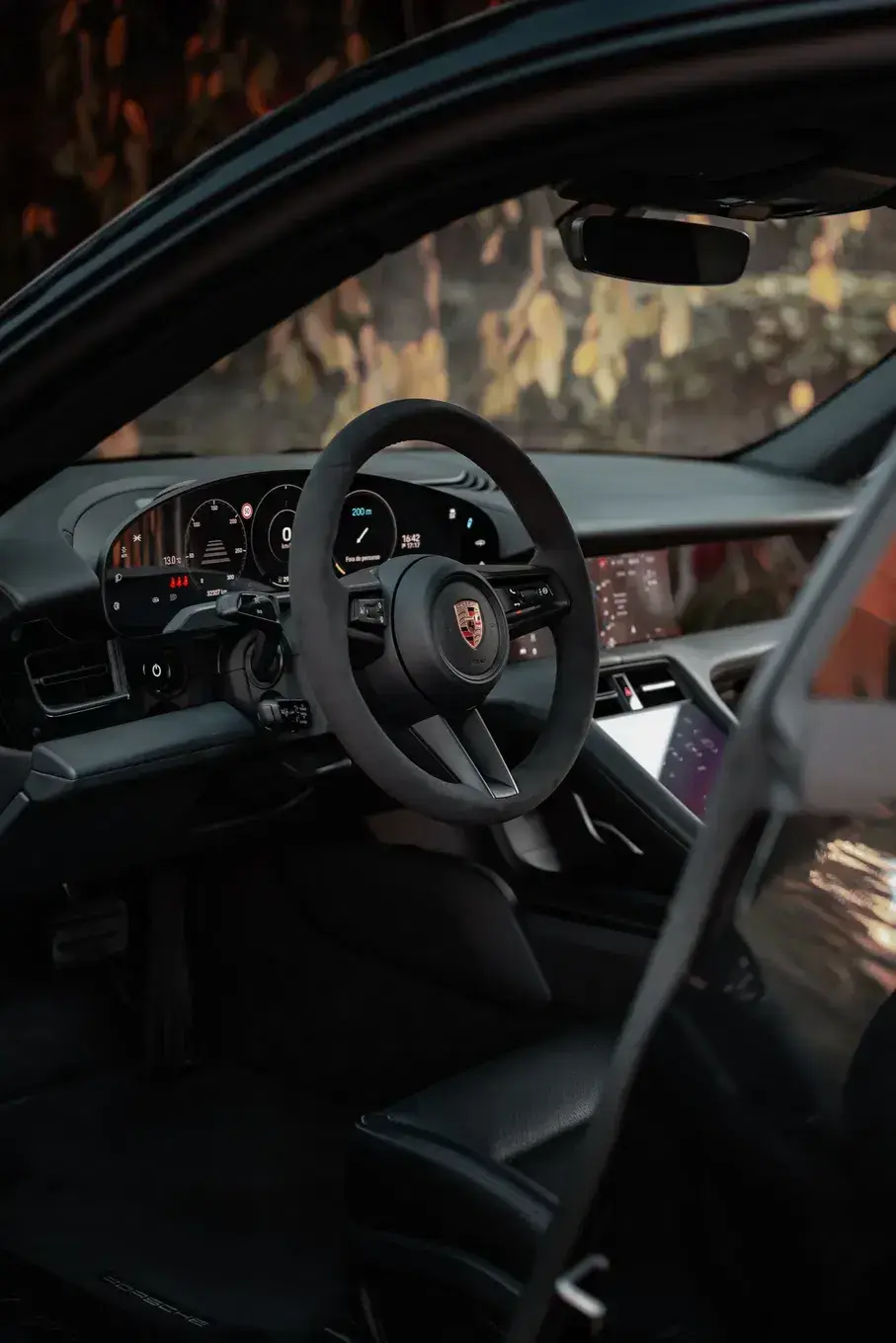 Porsche Taycan Cross Turismo 4 31