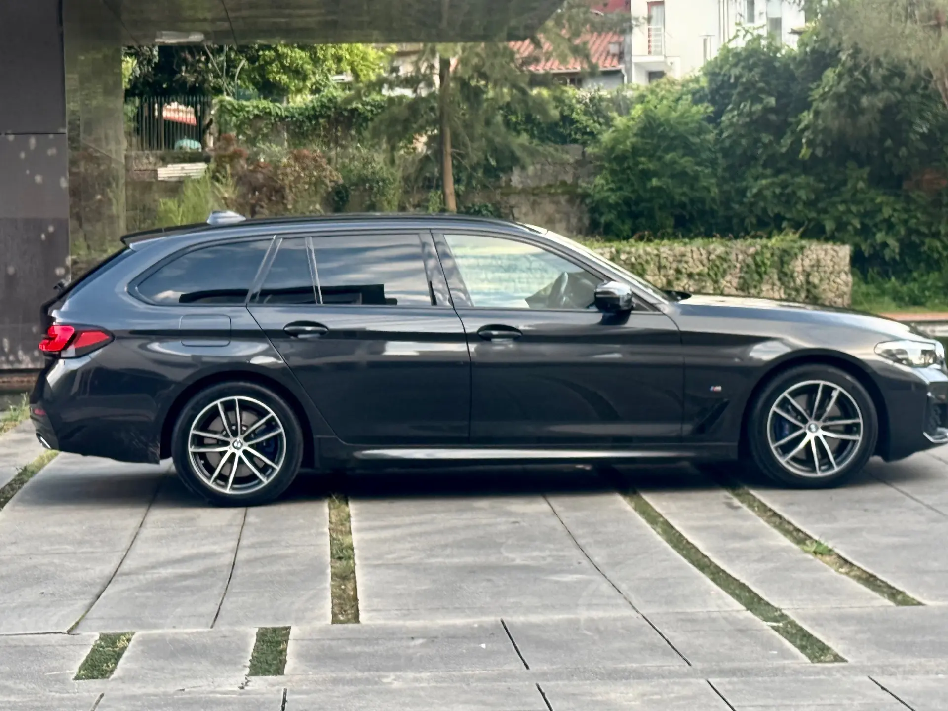 BMW 520 e Pack M 9