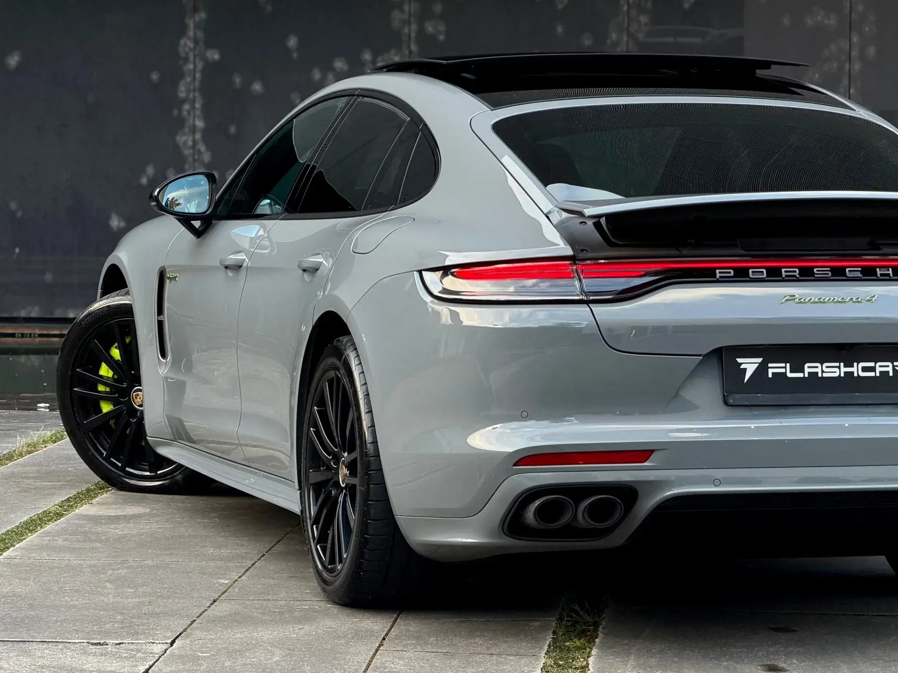 Porsche Panamera Platinum Edition 15