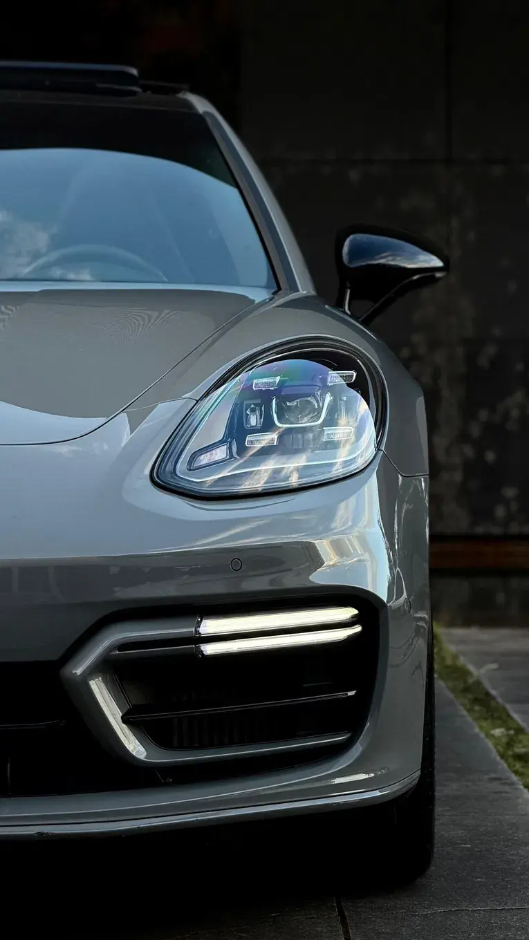Porsche Panamera Platinum Edition 26