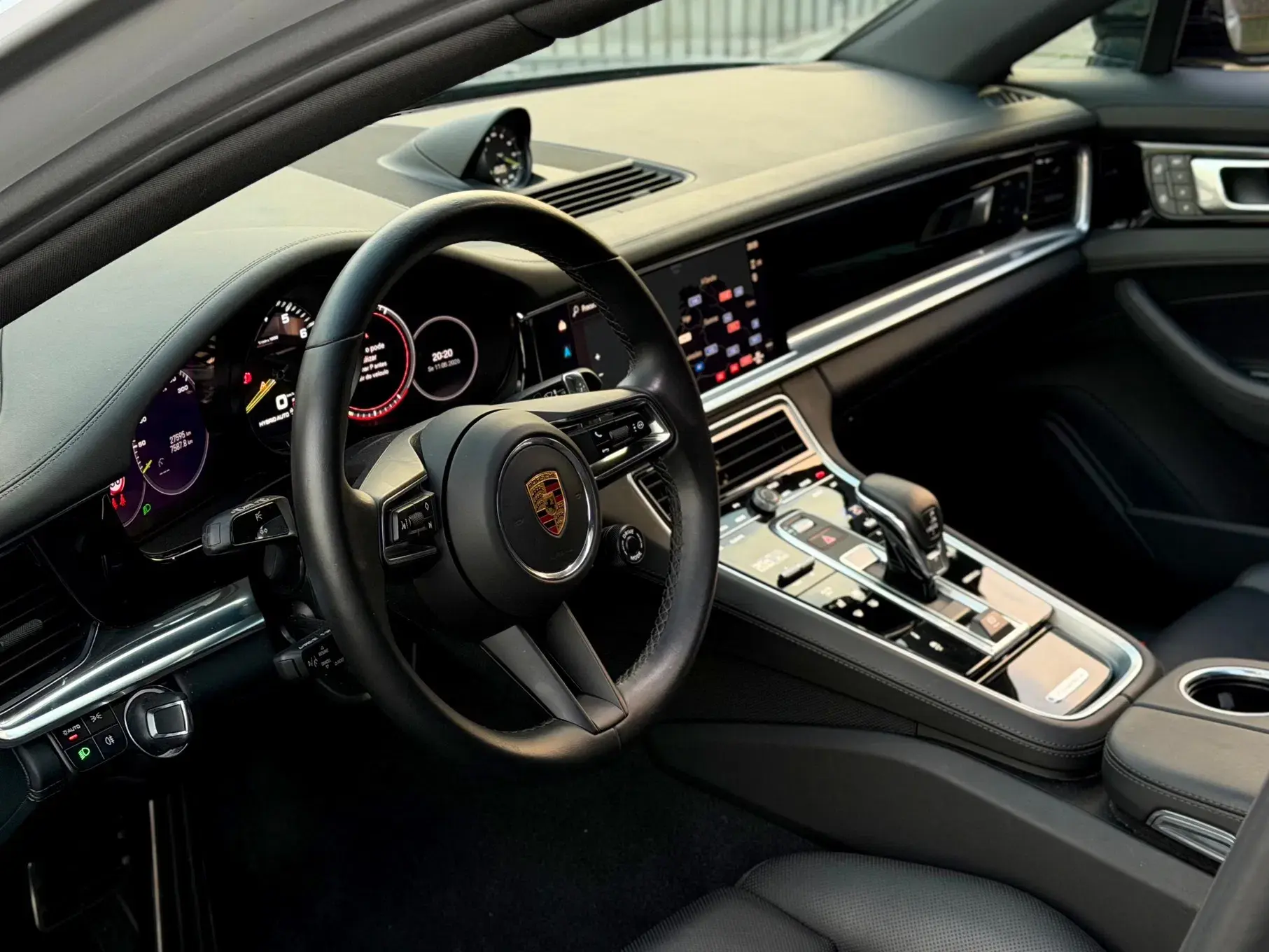 Porsche Panamera Platinum Edition 31