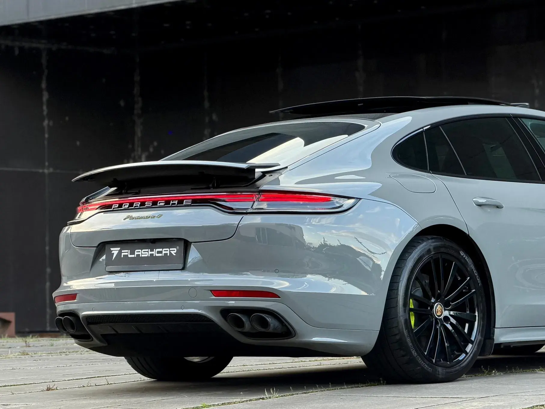 Porsche Panamera Platinum Edition 39