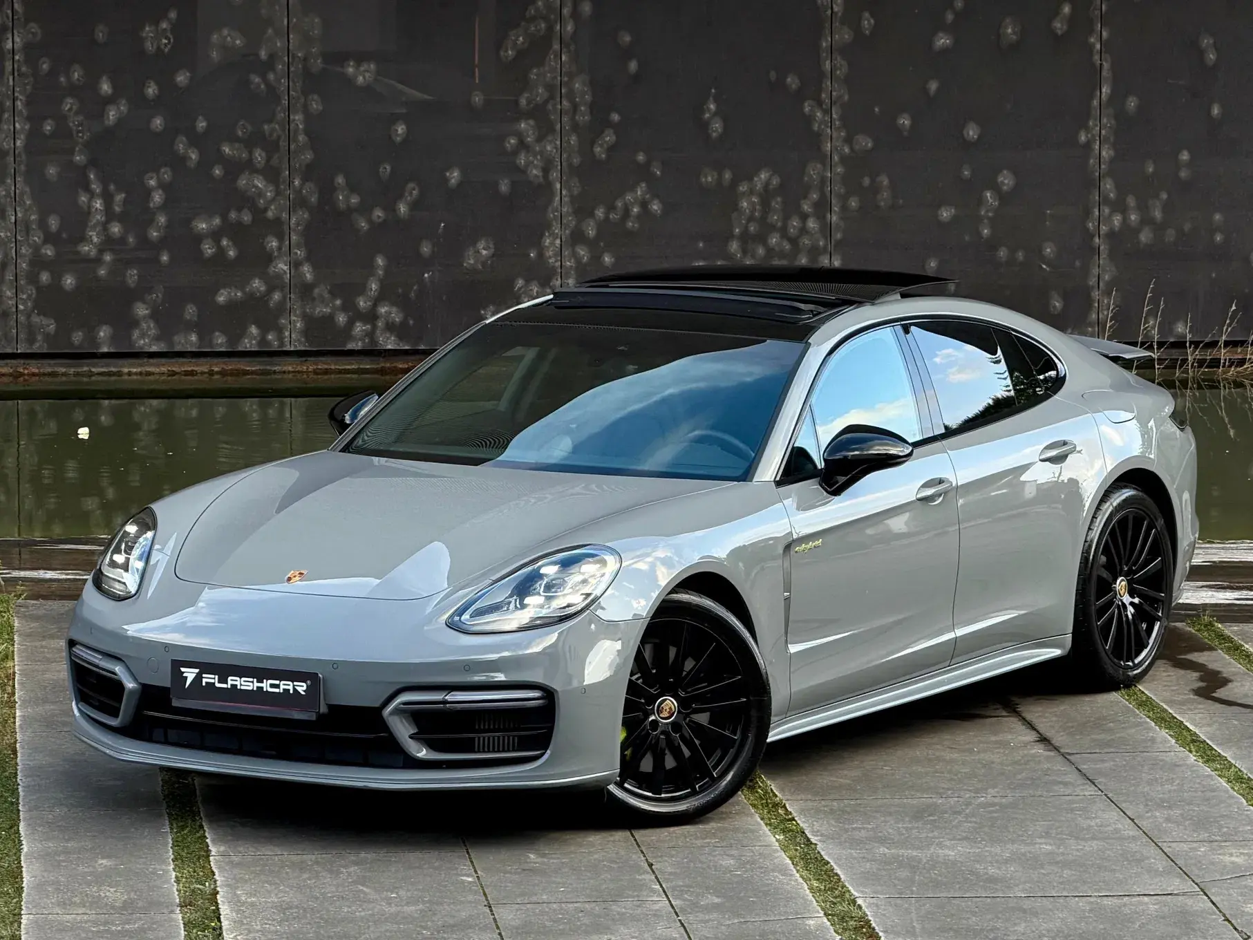 Porsche Panamera Platinum Edition 58