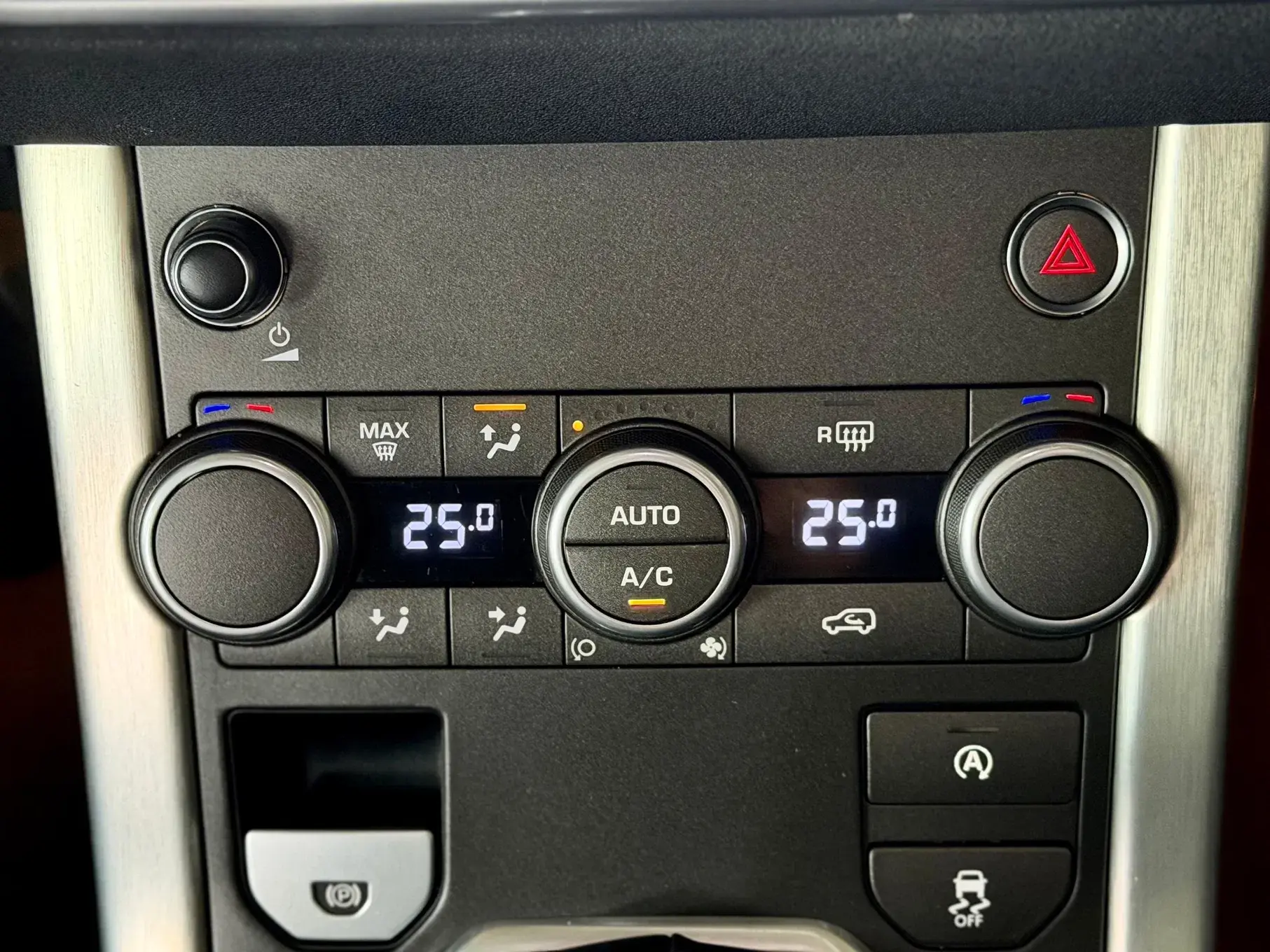 Land Rover Range Rover Evoque Dynamic 24