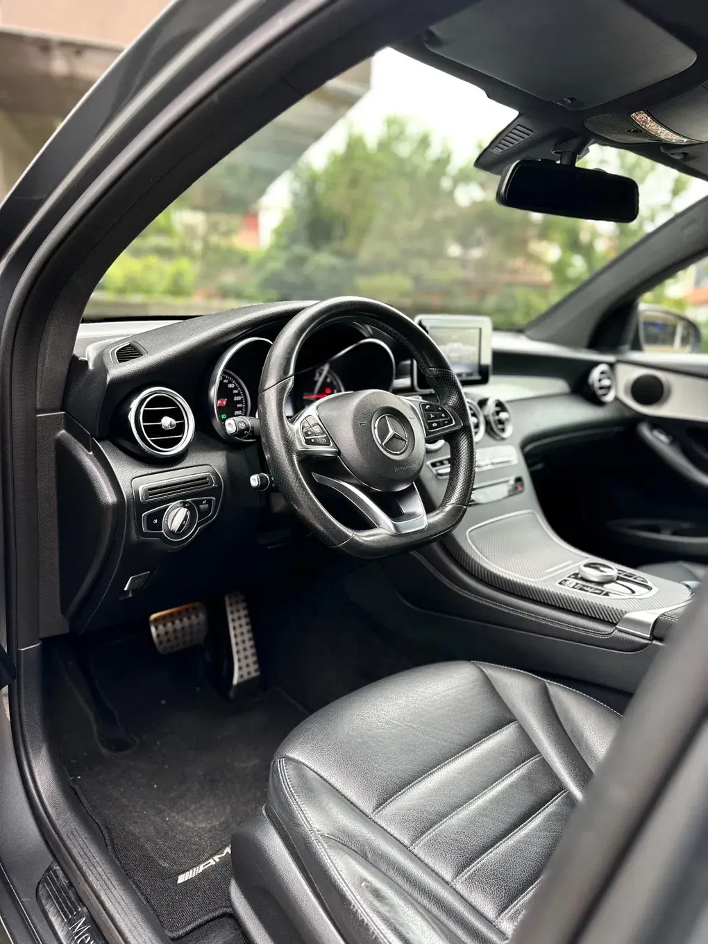 Mercedes-Benz GLC 250 d Coupé AMG Line 4-Matic 13