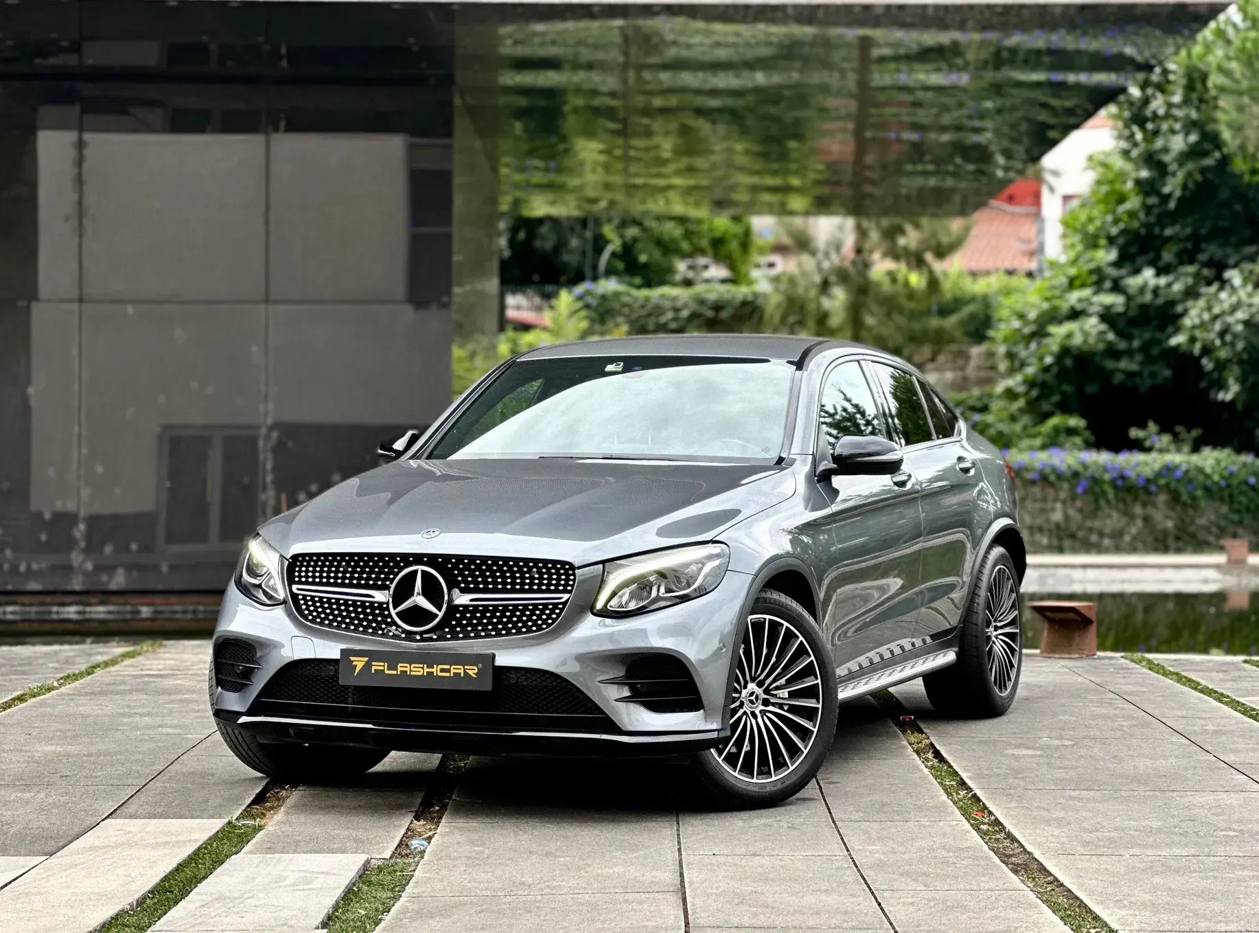 Mercedes-Benz GLC 250 d Coupé AMG Line 4-Matic 18